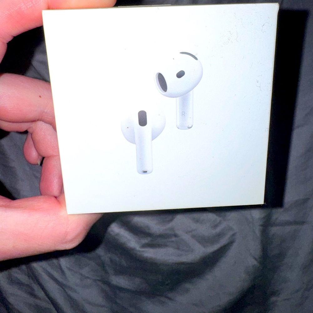 AirPod 4th Gen right pod only